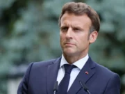 Macron: Europa zmaga się z nowymi zagrożeniami
