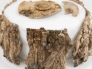Archeolodzy znaleźli w Austrii starożytną skrzynię-relikwiarz z kości słoniowej