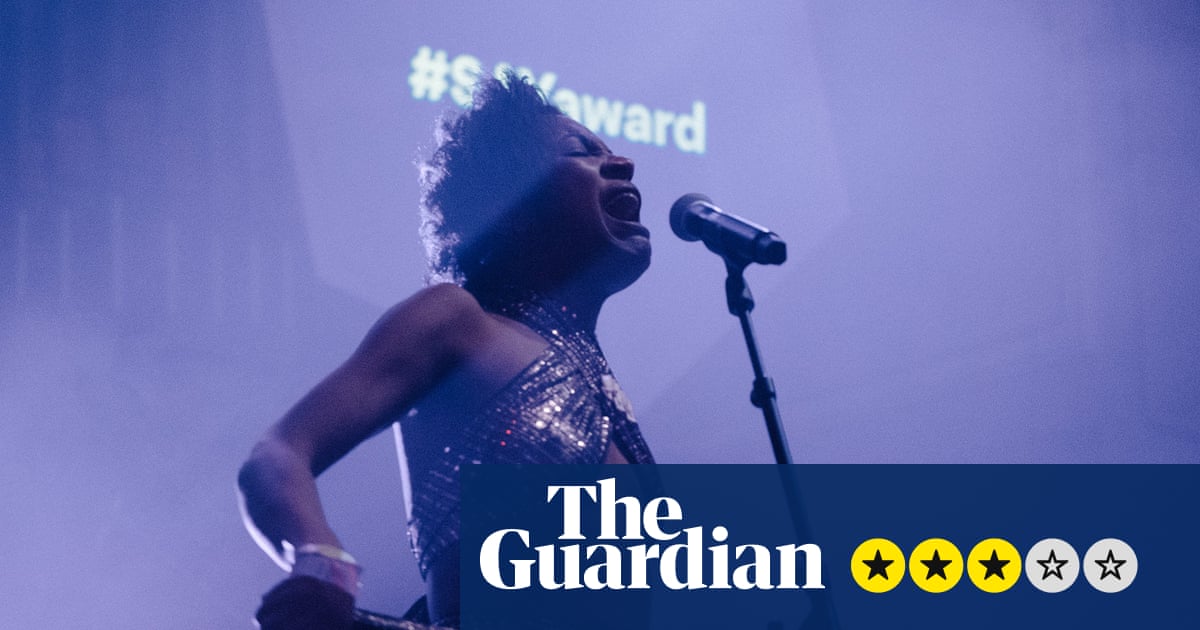 Bel review – potężna życiowa siła i przejmująca pustka w głosie traumatycznej singer-songwriterki