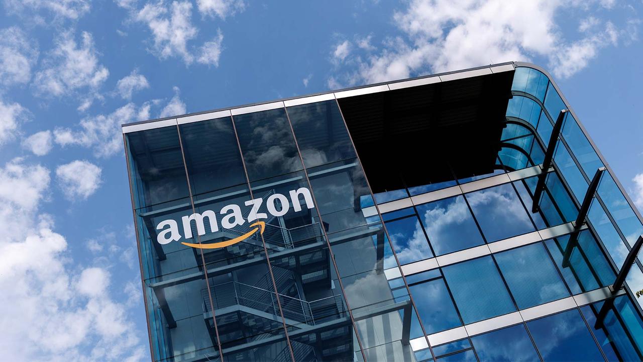 Agencja federalna USA FTC i stany pozywają Amazon